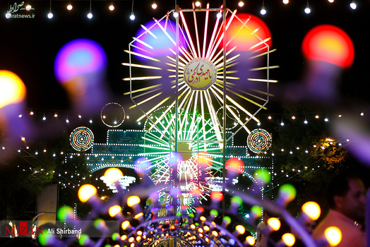 خیابان های تهران در شب میلاد امام زمان‌(عج)