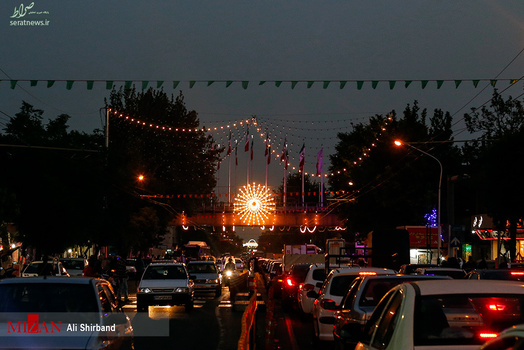 خیابان های تهران در شب میلاد امام زمان‌(عج)