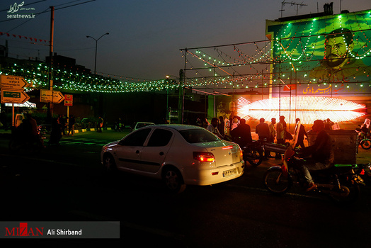 خیابان های تهران در شب میلاد امام زمان‌(عج)