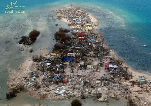  نمایی از یک شهر ساحلی واقع در «فیلیپین» که بر اثر یکی از ویران‌گرترین طوفان‌های مناطق گرمسیری آسیب دیده است.(نوامبر سال ۲۰۱۳) 