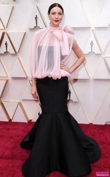 کایتریونا ‌بالف با برند Valentino