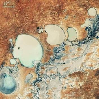 دریاچه‌های منیندی(Menindee)، مجموعه‌ای از ۹ فرو رفتگی کم عمق و بزرگ در استرالیا که آب شهرهای مجاور را فراهم می‌کنند