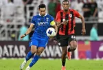 سرمربی سابق پرسپولیس کنار فرگوسن ایستاد
