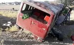 واژگونی مینی‌بوس حامل دانش‌آموزان در کرمانشاه / جان باختن ۲ نفر
