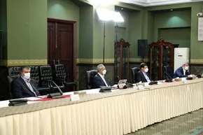 عکس/ تصویر خبرساز وزیر کشور با ظاهری متفاوت