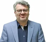 تصاویر/کوهنوردی در ایستگاه مترو