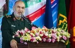سردار سلامی: فراز‌های آخر مبارزه با استکبار است/ تنها عمود مرکزی دشمن باقی مانده است