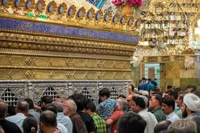 فیلم | آیین اهدای گل به ضریح مطهر حضرت عبدالعظیم حسنی(ع)