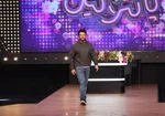محمدرضا گلزار به شبکه سه می‌آید