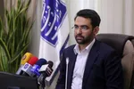 توئیت کنایه‌آمیز رشیدپور درباره آذری جهرمی و فیلترینگ