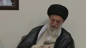 تصاویر/ عکس‌های ناب از دیدار شاعران با رهبر انقلاب