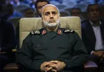 عکس | «سرلشکر رشید در حال بررسی پهپاد‌های ارتش»؛ سال ۱۴۰۲