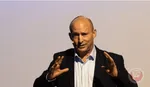 اسرائیل به فروپاشی نزدیک می‌شود