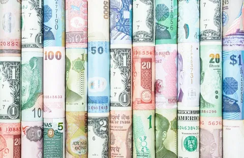 قیمت دلار و یورو امروز پنجشنبه ۲۴ مهر ۱۴۰۴