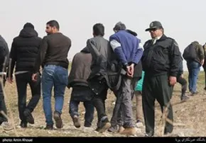 تصاویر/ جمع آوری خانه‌های اعتیاد توسط پلیس