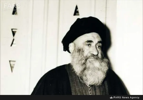 4- آیت‌الله‌العظمی سید‌شهاب‌الدین‌ مرعشی نجفی