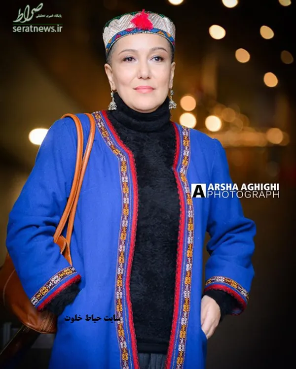 آخرین عکسمون مربوط به تیپ جنجالی پانته‌آ بهرامه که فیلم «شنای پروانه» رو تو جشنواره داشت و واسه این فیلم موهاشو تراشیده و حسابی سوژه شده.
