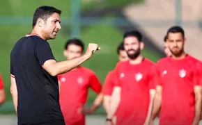 فیلم / وقتی سرمربی سابق استقلال قهرمان می‌شود | خوشحالی ویژه ساپینتو در میان هواداران