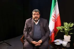 فیلم / اظهارات عجیب کارشناس صداوسیما: دانشجو‌ها برای اینکه ترسشان در اعتراضات بریزد، مشروب می‌خوردند!