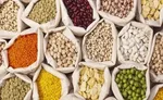 نوسان قیمت کالا‌های اساسی در یک ماه گذشته / حبوبات چراغ خاموش گران شد + جدول