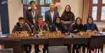 دختر شطرنج‌باز ایران با چادر سکوی آسیا را فتح کرد