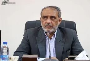 فیلم / فرماندار به خبرنگار: تکرار کنی توی دهنت می‌زنم!