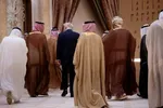 ترامپ با هدیه لاکچری قطر چه کرد؟