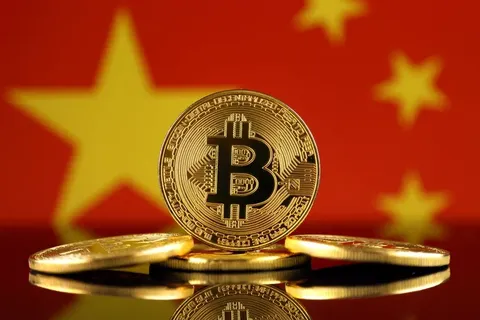 قیمت بیت کوین و ارز‌های دیجیتال امروز پنجشنبه ۱۶ مهر ۱۴۰۵ + جدول