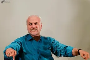فیلم/ حسن عباسی: همه فارغ التحصیلان اقتصاد را به گاری ببندید!