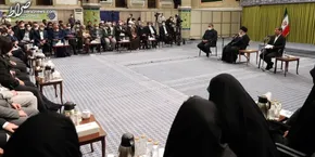 تصاویر/دیدار شاعران با رهبرانقلاب -1