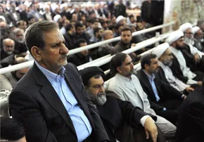 عکس/ سلفی عباس غزالی با دختر نوزادش