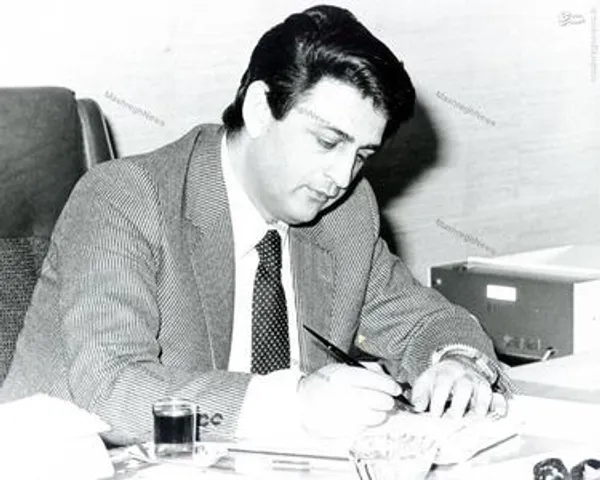 دکتر صادق طباطبایی در دوره سخنگویی دولت موقت انقلاب   