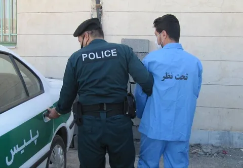 دستگیری عامل فروش سلاح در ایام جنگ