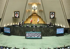 تصاویر / جلسه علنی مجلس شورای اسلامی با حضور وزیر امور خارجه