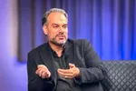 توییت جنجالی محمد مهاجری درباره مخالفان بازگشایی اینترنت