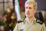 وزیر دفاع: تروریست‌ها به شکست نهایی نزدیک شده‌اند