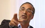 کتاب فروشی مجتبی جباری پلمب شد