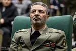 فرمانده کل ارتش: دست از دست سپاه برنمی‌داریم تا آمریکا را سرکوب کنیم