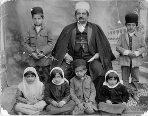 عکس/جشن تولدشاه قاجاری در دارالحکومه