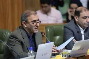 فیلم / واکنش جالب پاکبان شهرداری بعد از شنیدن خبر حمله ایران به اسرائیل