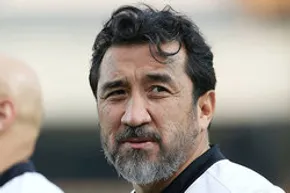 فیلم/ عذرخواهی مجری جنجالی از فرهاد مجیدی روی آنتن