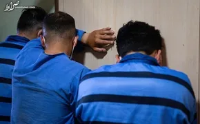 فیلم| کلاه‌های ترامپی در آمریکا به آتش کشیده شد