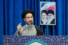 ابوترابی: در دنیای امروز سیاست، قدرت در میدان نبرد حرف اول را می‌زند؛ سیاست‌مداران این را فهمیده‌اند
