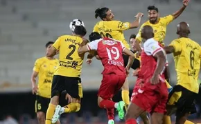 تصاویر / هفته بیست‌وپنجم لیگ برتر فوتبال؛ تیم‌های پرسپولیس - سپاهان