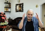 محمد کاسبی: با نفس‌های مصنوعی، هنوز برای مردم نفس می‌کشم