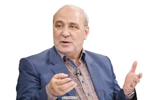 آقای پزشکیان! حکم قالی باف به عنوان مذاکره کننده غیرقانون است و باید لغو شود