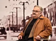 فیلم| جشن تولد اکبر عبدی بر سر مزارش برگزار شد