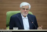 عارف: آنان که سوخت هواپیما به ما نمی‌فروختند پای میز مذاکره آمده‌اند