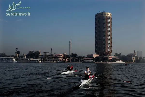 تمرین تیم ملی قایقرانی زنان مصر در رودخانه نیل