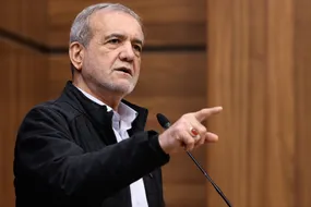 روی دور سیاه‌نمایی با متهم کردن مدافعان امنیت